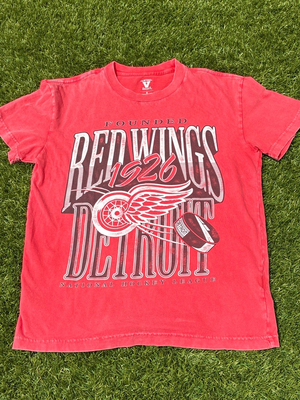 Nhl Vintage Hockey Crewneck Tee  Red